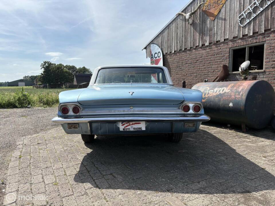 Image 39/49 of Oldsmobile F-85 Jetfire (1962)