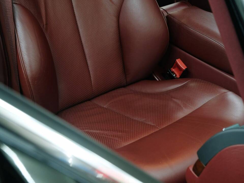 Bild 31/50 von Mercedes-Benz 500 SEL (1992)