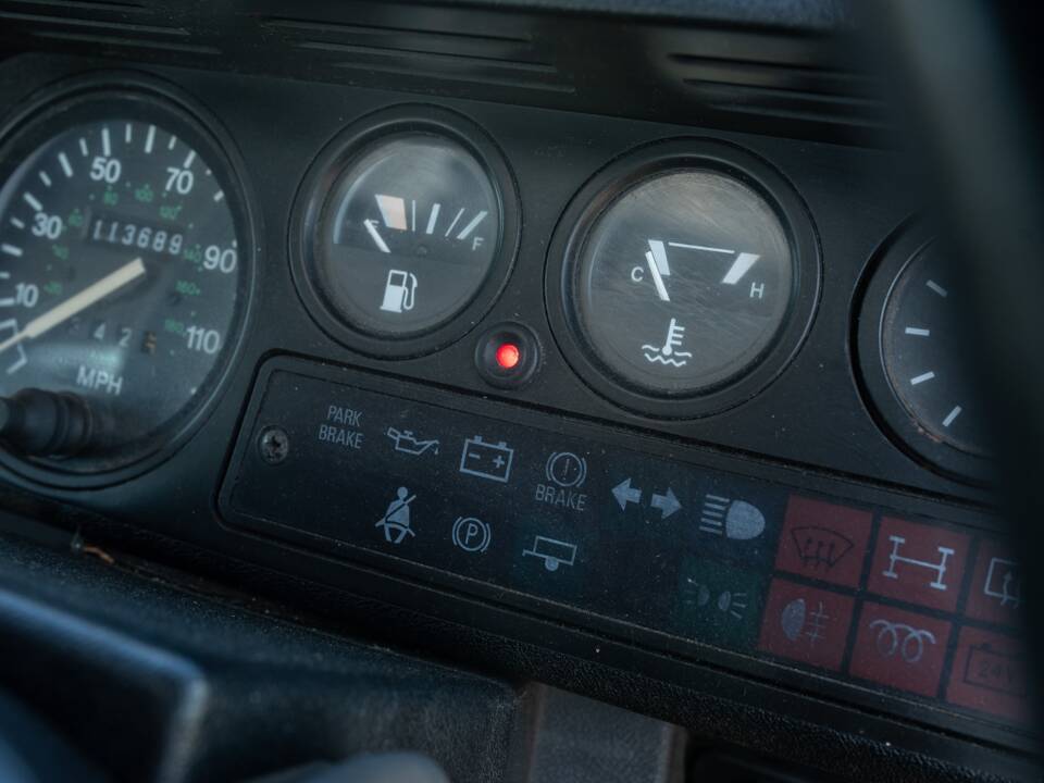 Imagen 35/50 de Land Rover Defender 90 (1996)