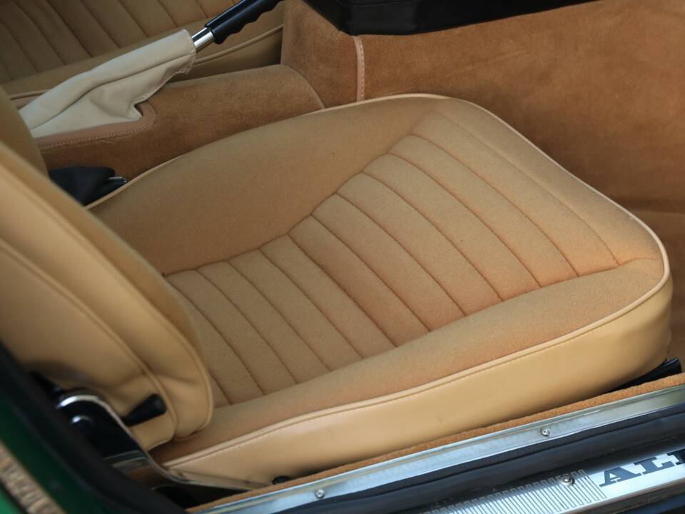 Image 41/50 of Alfa Romeo Montreal (1973)