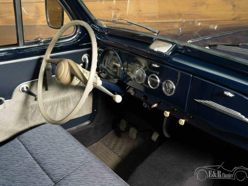 Imagen 7/19 de Peugeot 203 (1954)