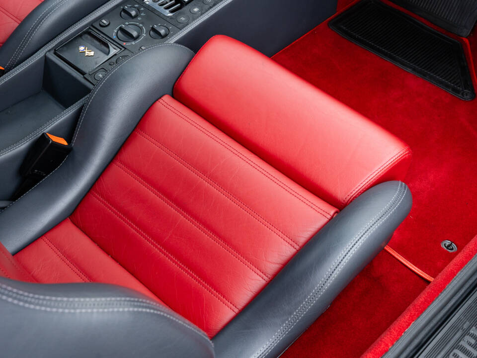 Imagen 57/89 de Ferrari F 355 Berlinetta (1996)