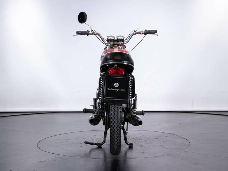 Image 7/50 of Triumph T 100 Daytona (1969)