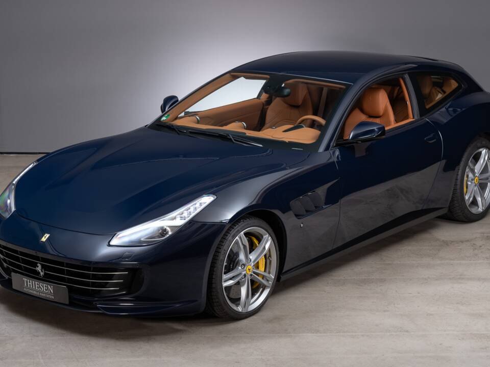Bild 1/38 von Ferrari GTC4Lusso (2017)