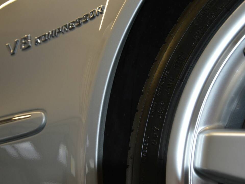 Imagen 69/100 de Mercedes-Benz E 55 AMG (2003)