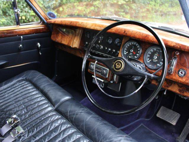 Image 8/18 of Daimler 2.5 Litre V8 (1964)