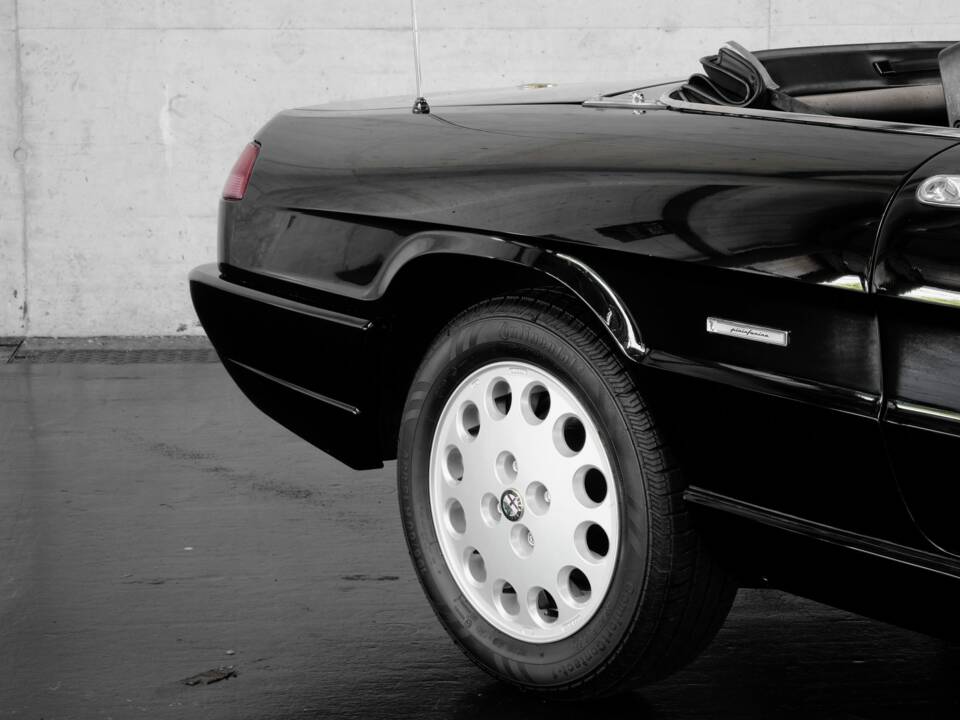 Bild 47/48 von Alfa Romeo 2.0 Spider (1993)