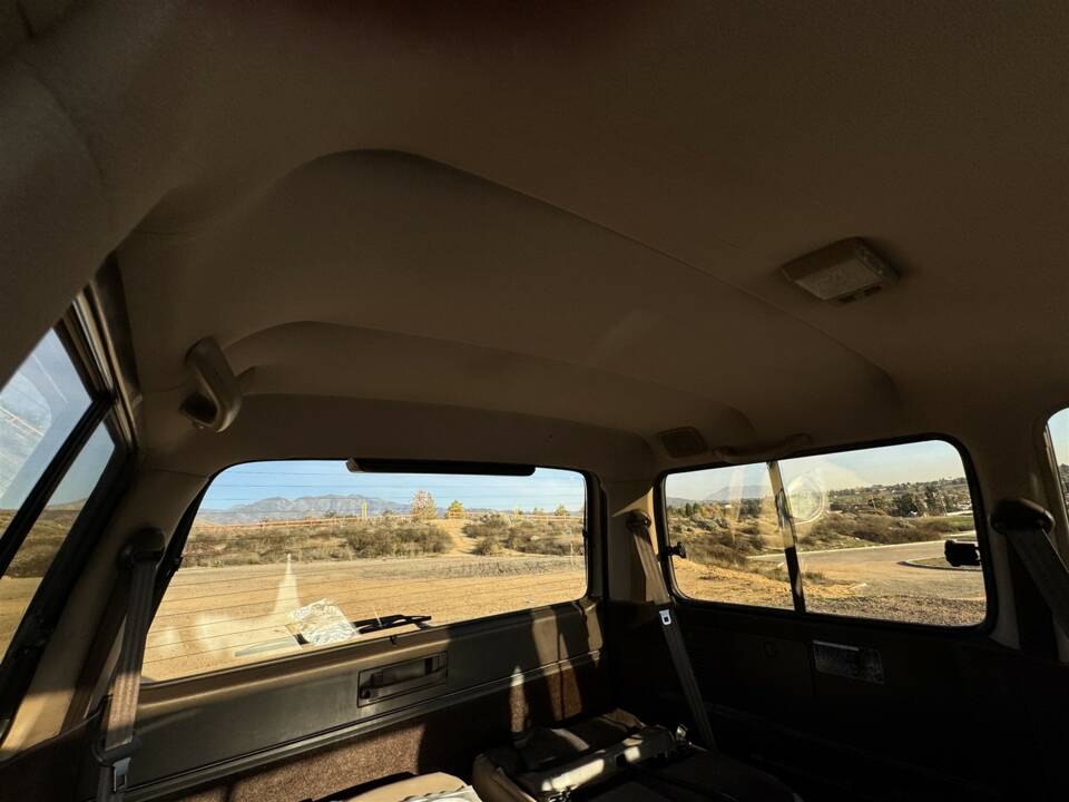 Immagine 30/45 di Toyota Land Cruiser FJ80 (1994)