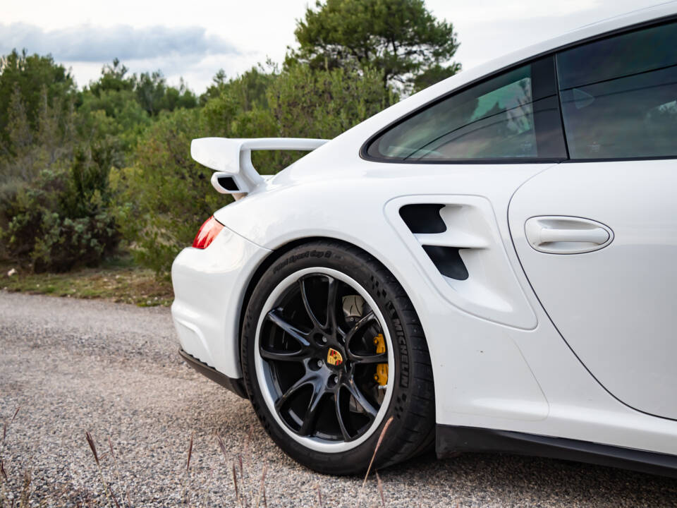 Afbeelding 39/50 van Porsche 911 GT2 (2008)