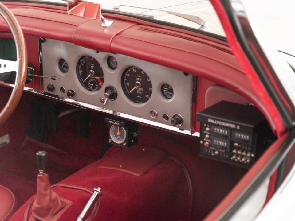 Bild 32/45 von Jaguar XK 150 3.4 S OTS (1958)