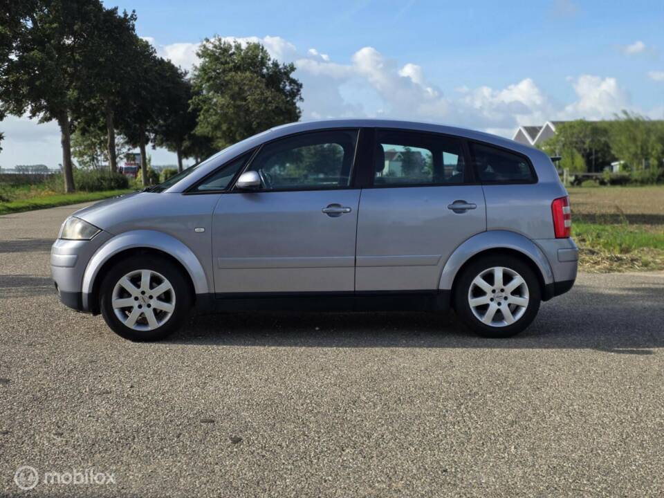 Bild 7/25 von Audi A2 1.4 (2004)
