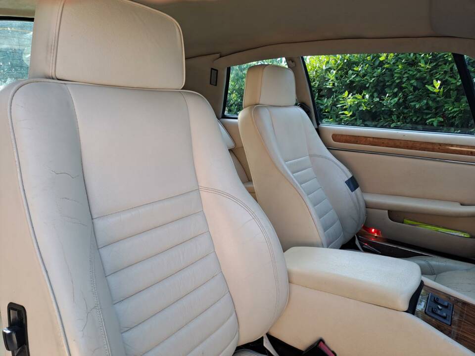 Image 19/40 of Jaguar XJ-S 3.6 (1987)
