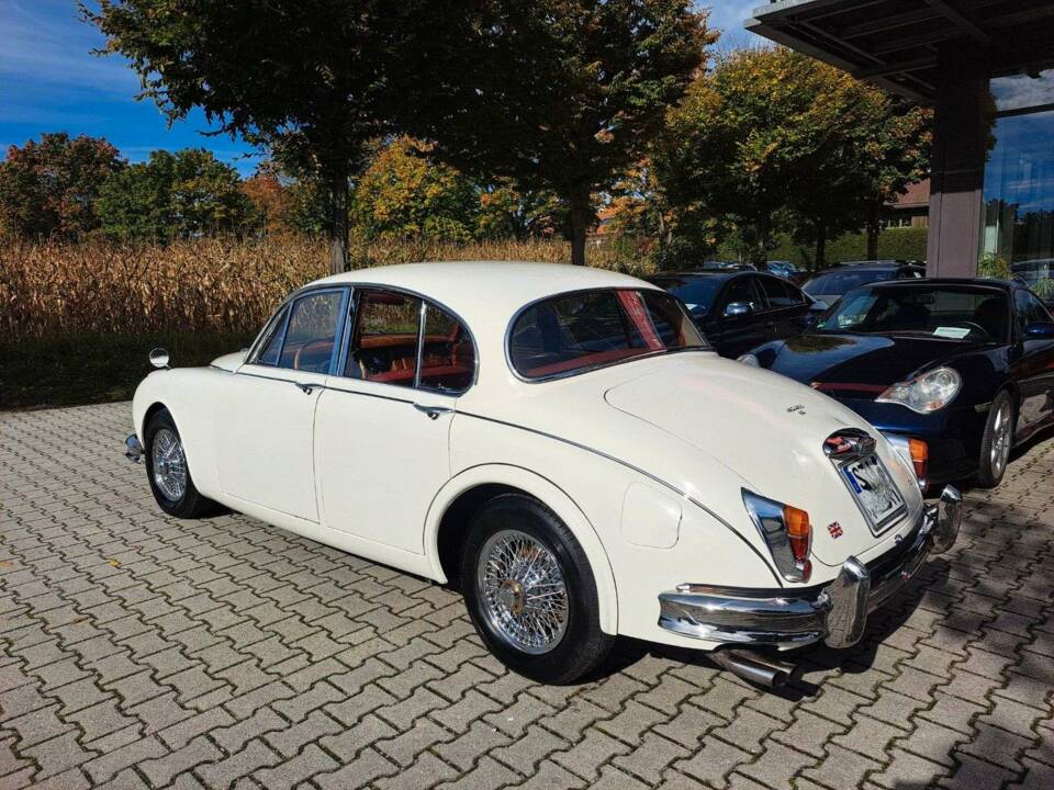 Bild 2/27 von Jaguar Mk II 3.4 (1967)