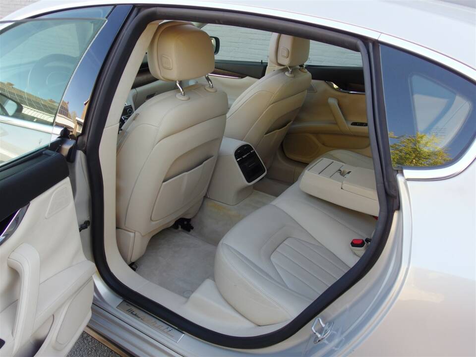 Image 64/99 of Maserati Quattroporte GTS (2014)