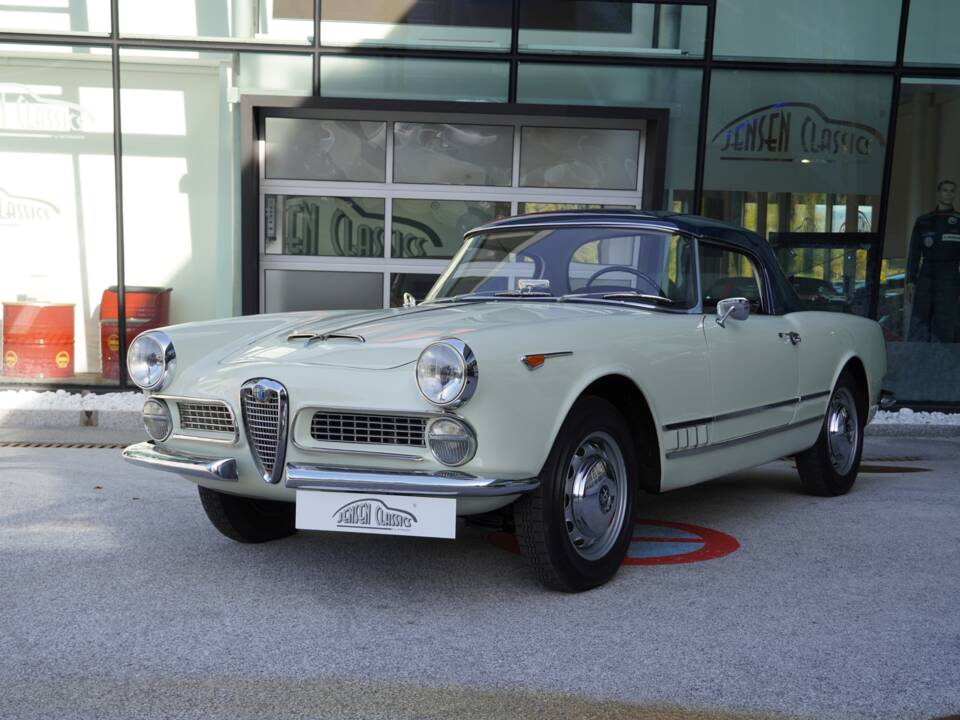 Immagine 36/41 di Alfa Romeo 2000 Spider (1959)