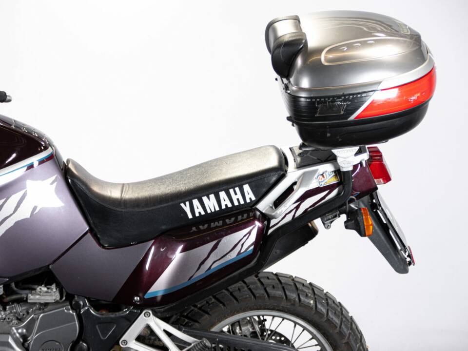 Image 23/50 of Yamaha XTZ 750 SuperTéneré (1990)