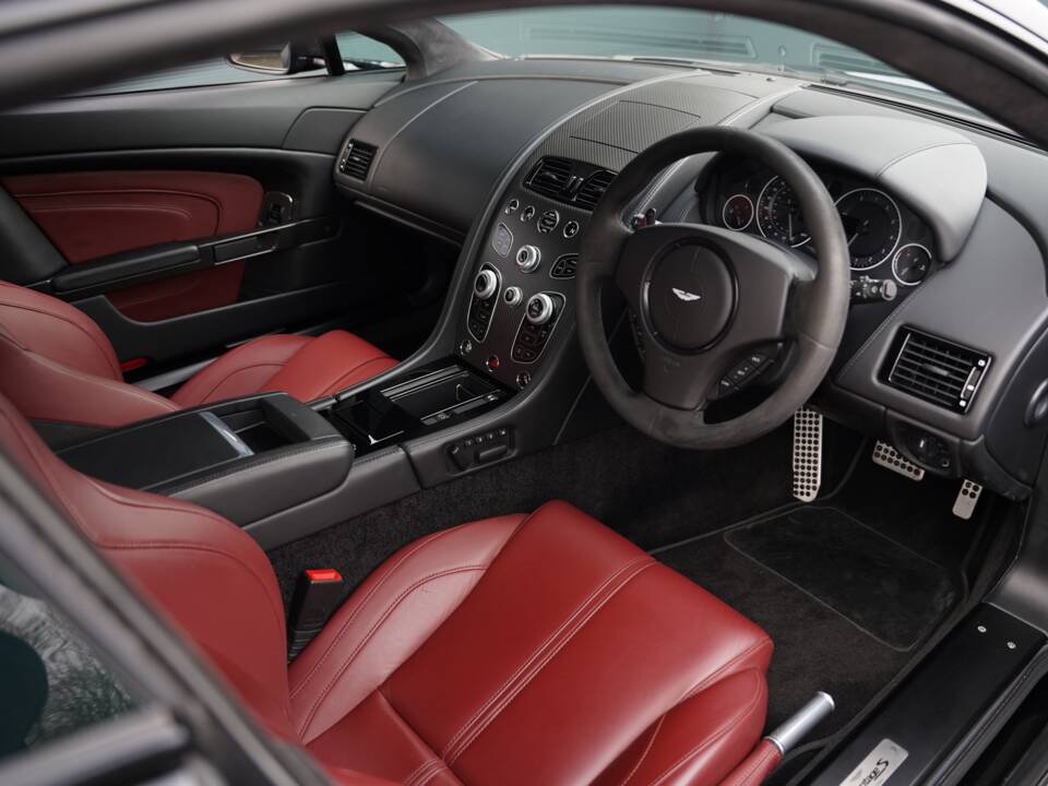 Afbeelding 12/50 van Aston Martin V12 Vantage S (2018)