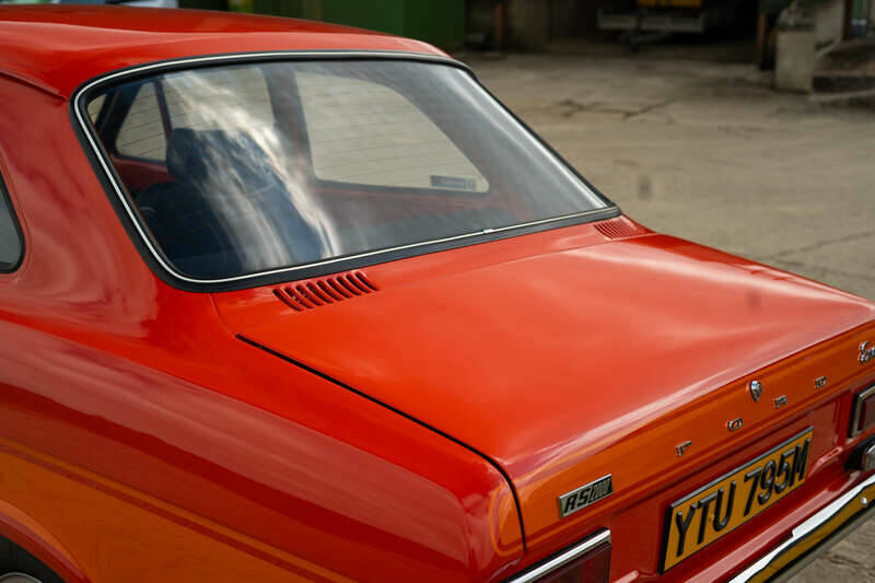 Immagine 6/39 di Ford Escort RS 2000 (1974)