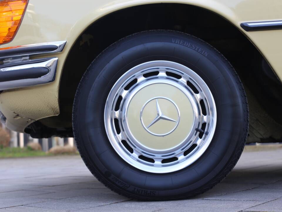 Bild 69/76 von Mercedes-Benz 280 SE (1977)