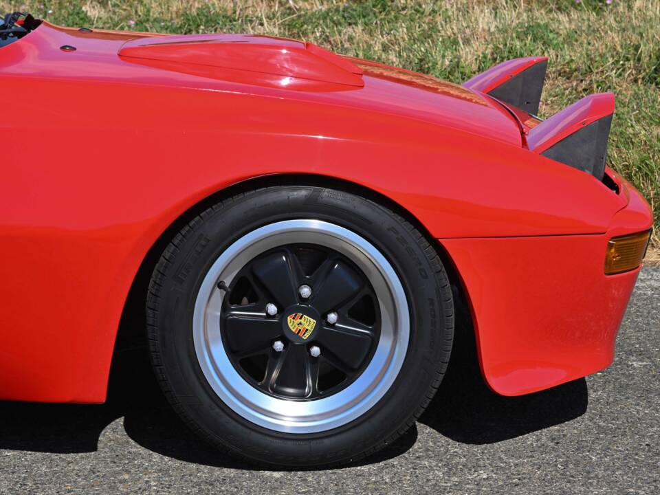 Image 28/50 of Porsche 924 Carrera GT (1986)
