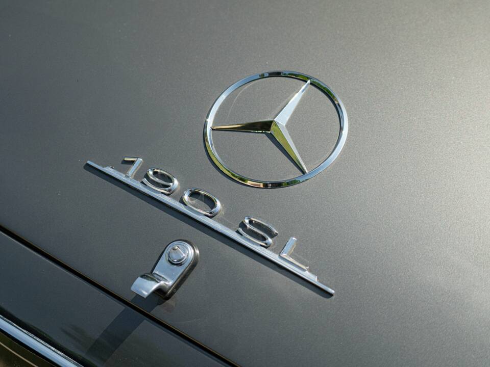 Imagen 42/50 de Mercedes-Benz 190 SL (1962)