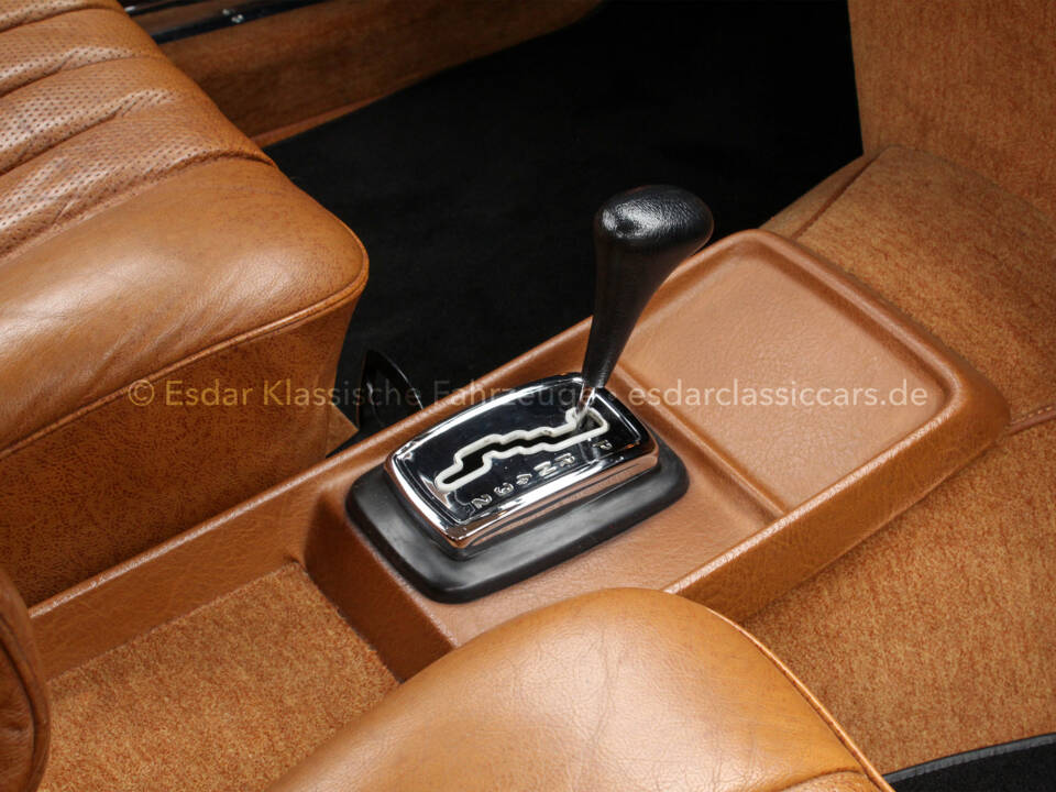 Image 24/35 of Mercedes-Benz 280 SE 3,5 (1970)