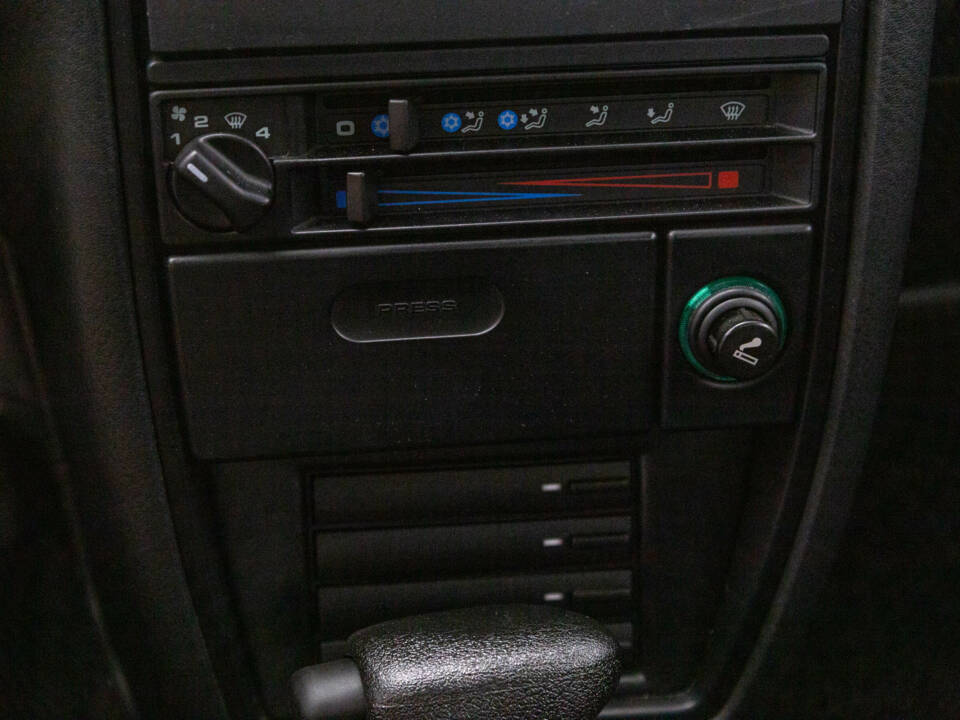 Afbeelding 23/35 van Volkswagen Corrado G60 1.8 (1991)