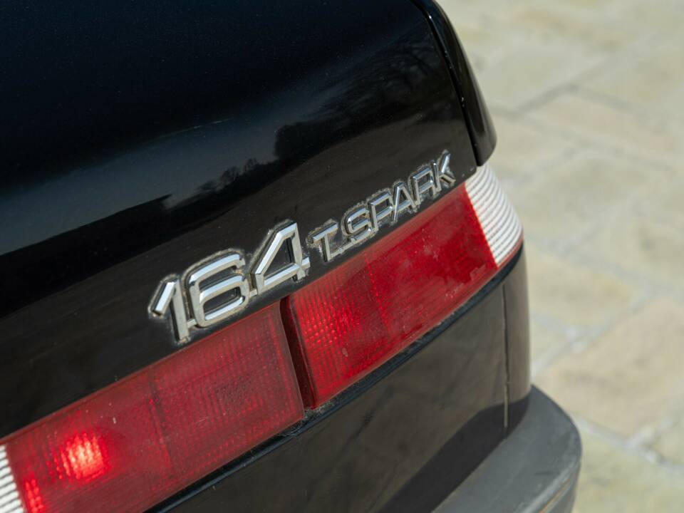 Image 12/50 of Alfa Romeo 164 2.0 (1990)