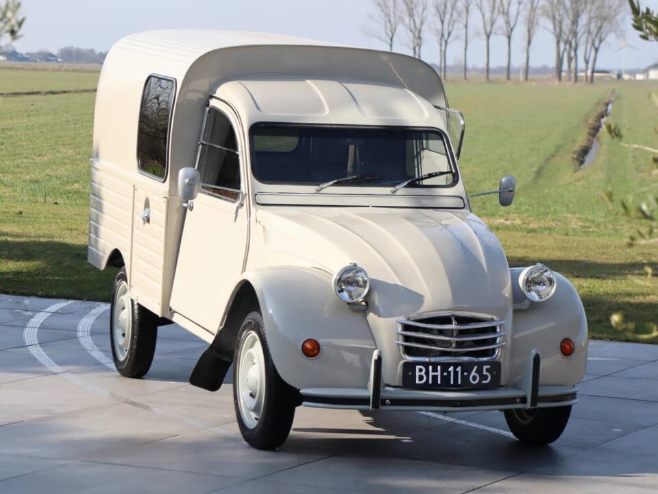 Image 5/52 de Citroën AK 400 (1971)