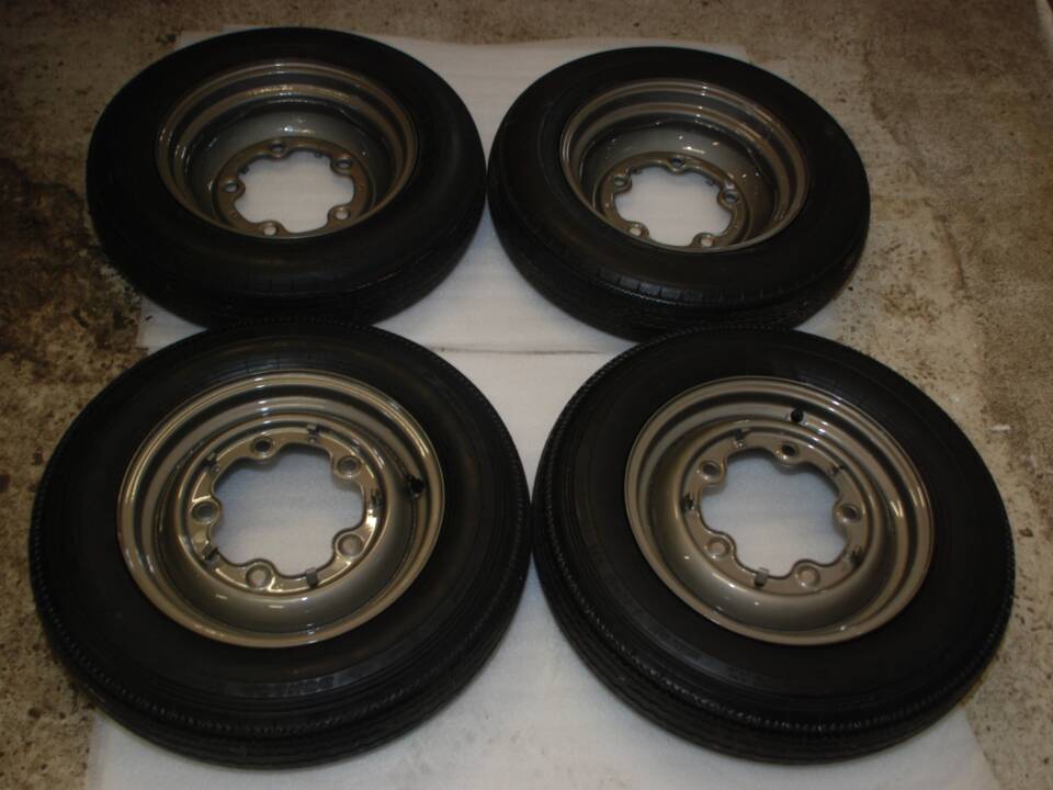 Image 9/15 of Volkswagen Maggiolino 1200 Export "Oval" (1956)