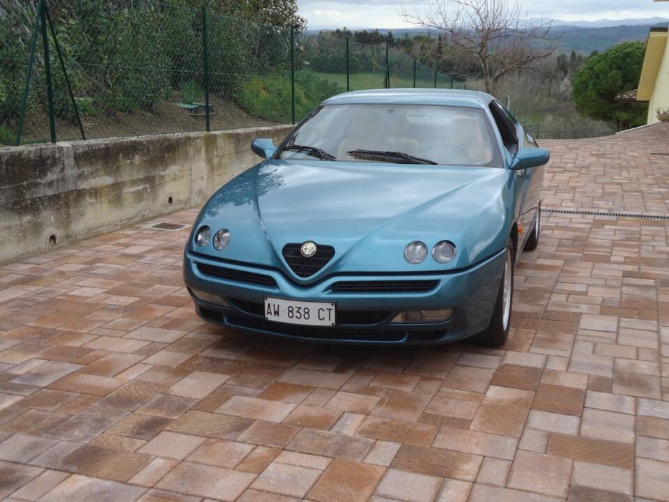 Immagine 6/27 di Alfa Romeo GTV 2.0 V6 Turbo (1998)