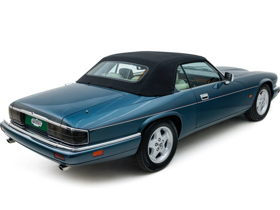 Image 9/36 of Jaguar XJS 6.0 (1994)