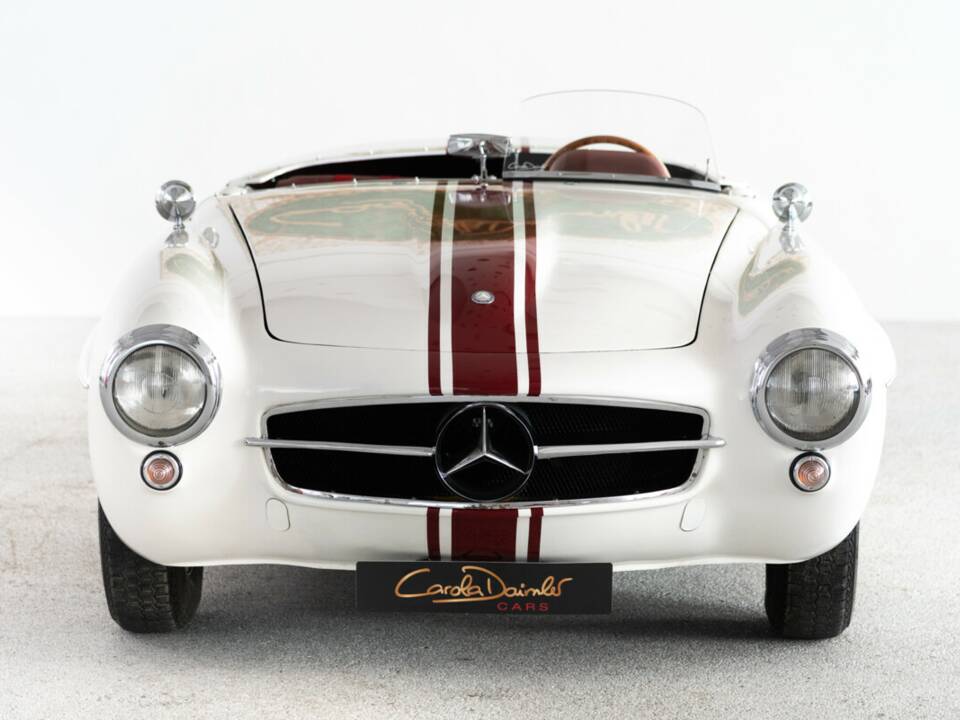 Image 15/40 of Mercedes-Benz 190 SL (1955)