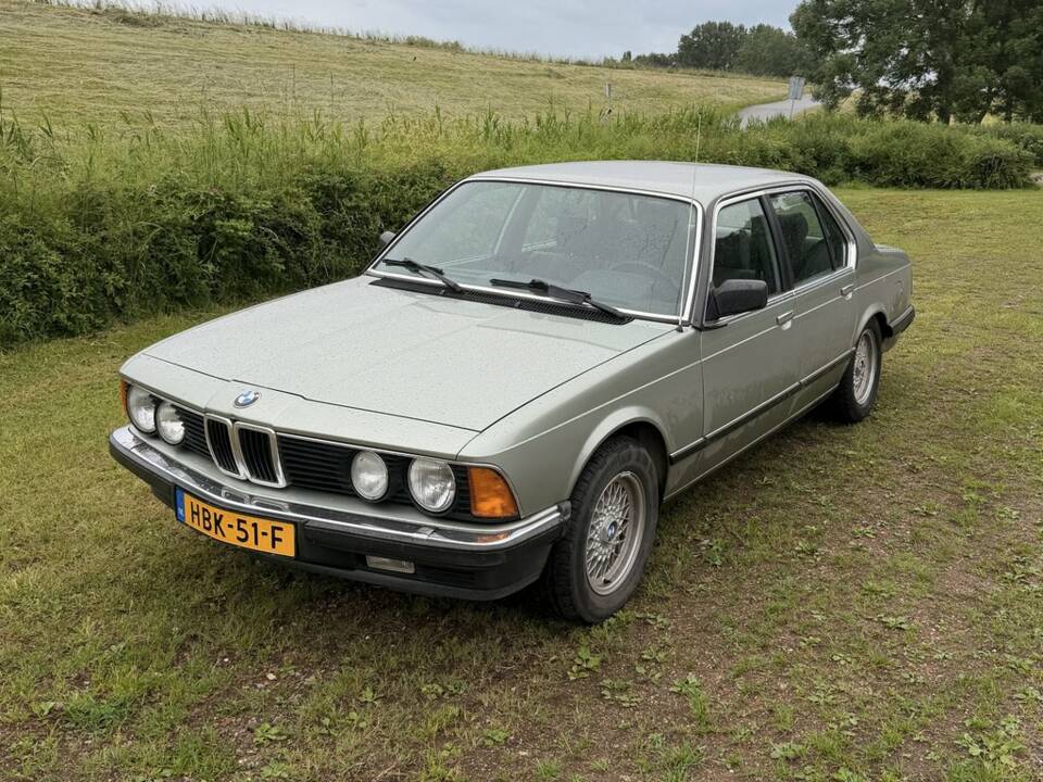 Bild 1/8 von BMW 728i (1983)