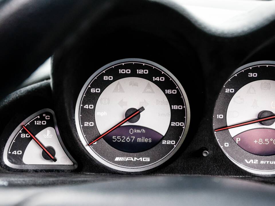 Immagine 40/46 di Mercedes-Benz SL 65 AMG (2005)