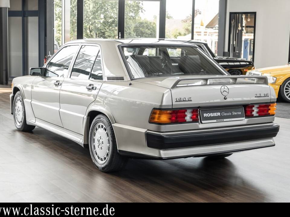 Image 3/15 de Mercedes-Benz 190 E 2.3-16 (1986)