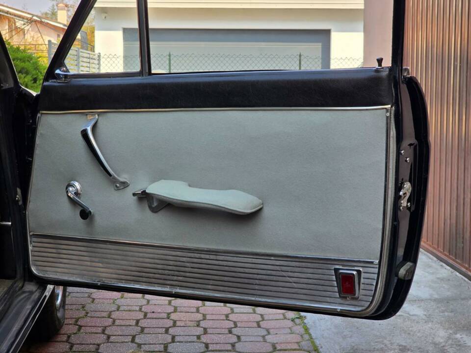 Image 19/38 de Lancia Flavia 1.8 (Pininfarina) (1963)