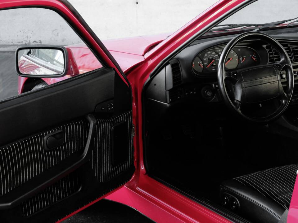 Bild 18/50 von Porsche 944 S2 (1990)