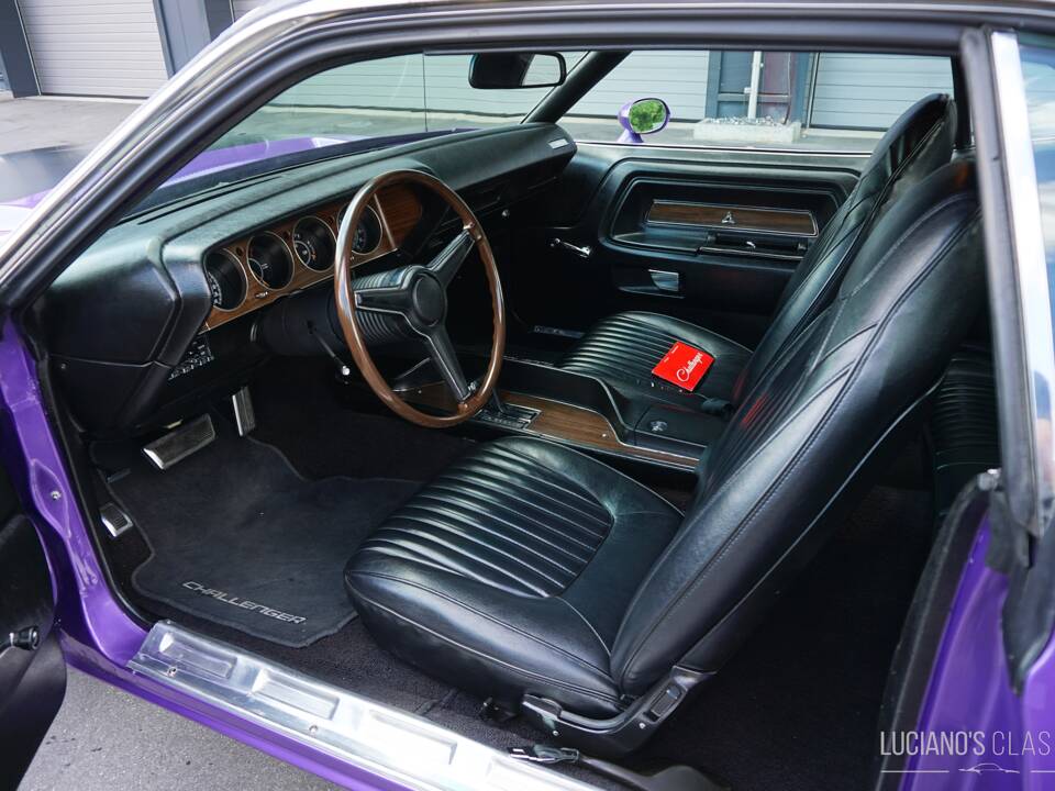 Bild 35/59 von Dodge Challenger R&#x2F;T (1971)