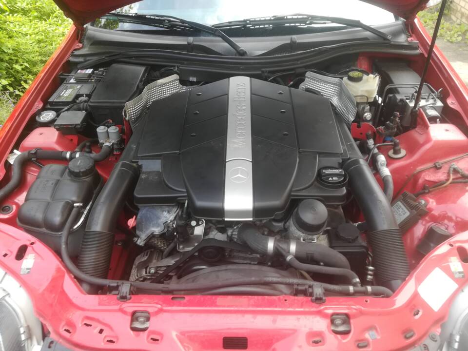 Image 22/25 of Mercedes-Benz SLK 320 (2003)
