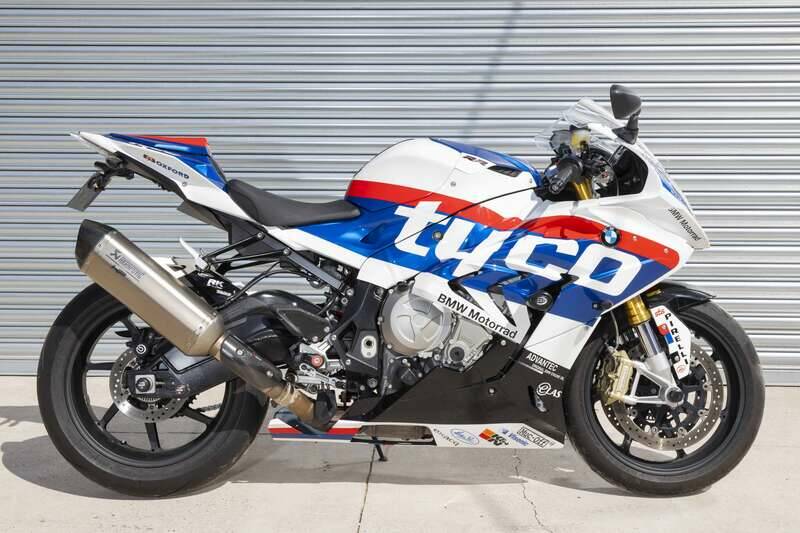 Bild 1/48 von BMW S 1000RR 'TYCO' BSB Race Replica (2016)