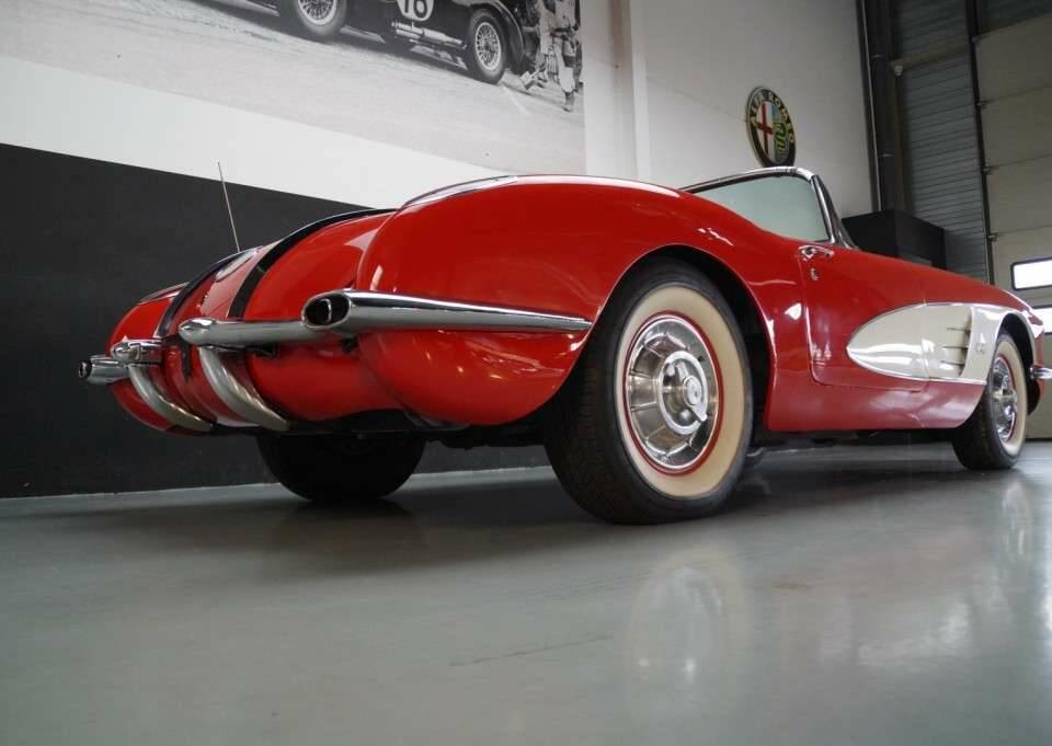 Image 35/50 of Chevrolet Corvette (1958)