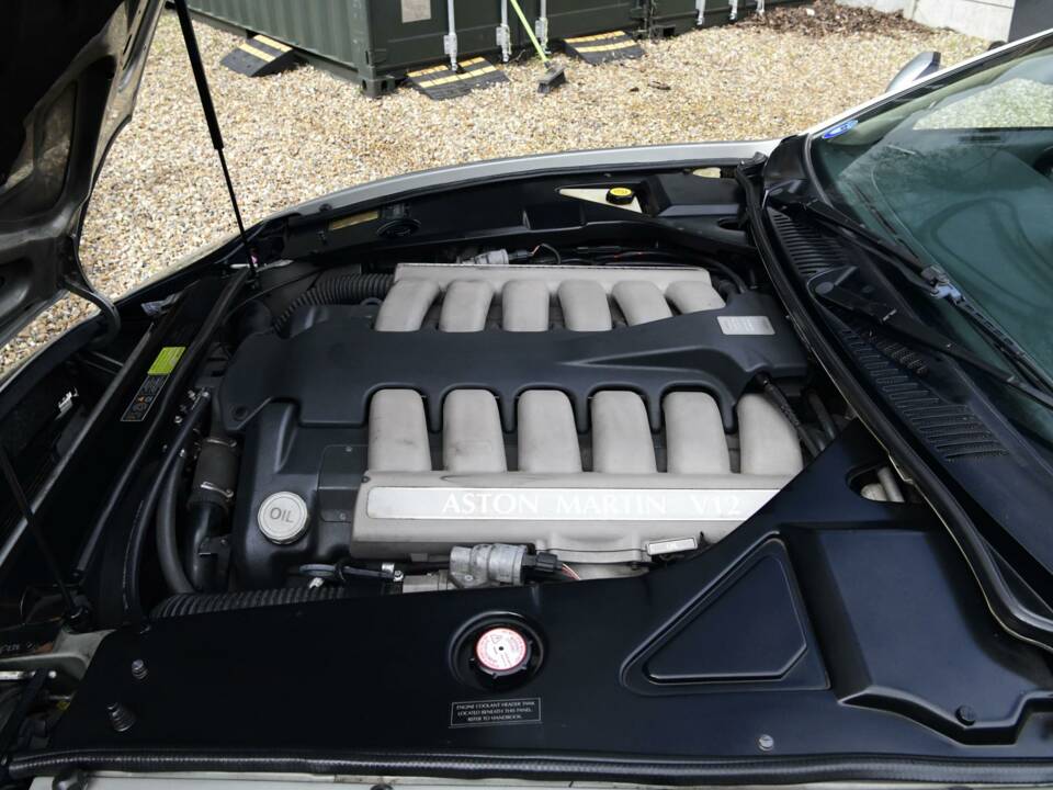 Imagen 47/50 de Aston Martin V12 Vantage S (2012)