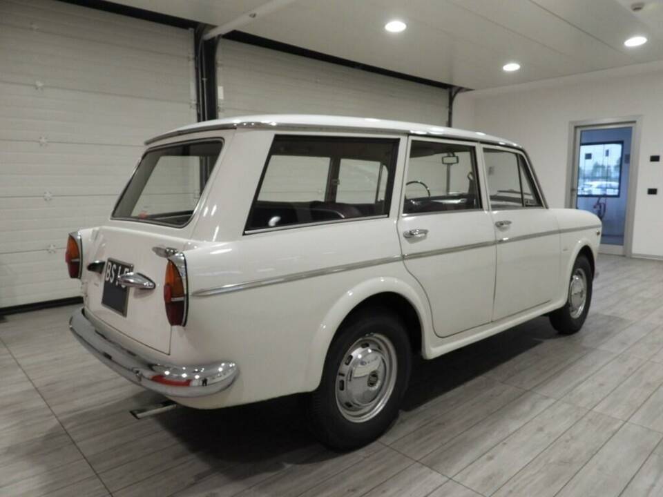 Image 4/15 of FIAT 1100-103 Familiare (1964)