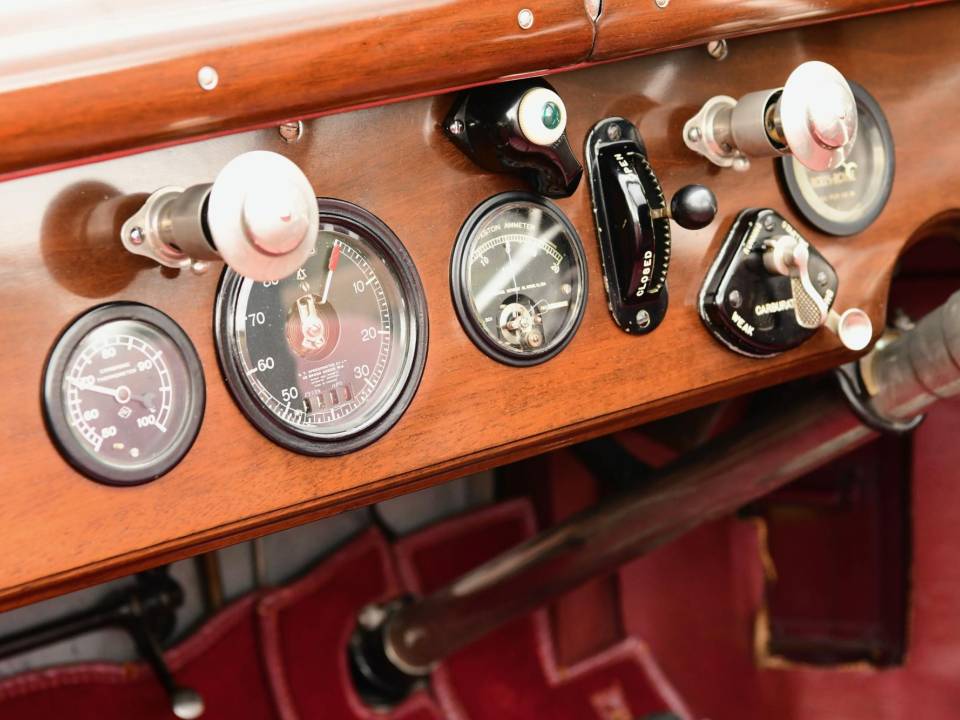 Image 33/50 of Rolls-Royce 20 HP Doctors Coupe Convertible (1927)