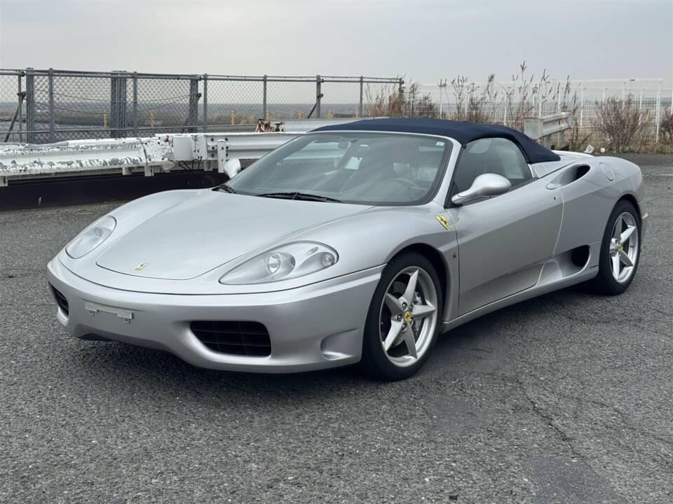 Immagine 3/44 di Ferrari 360 Spider (2004)