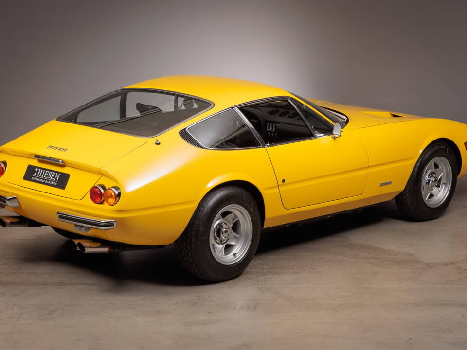Bild 15/33 von Ferrari 365 GTB&#x2F;4 Daytona (1972)