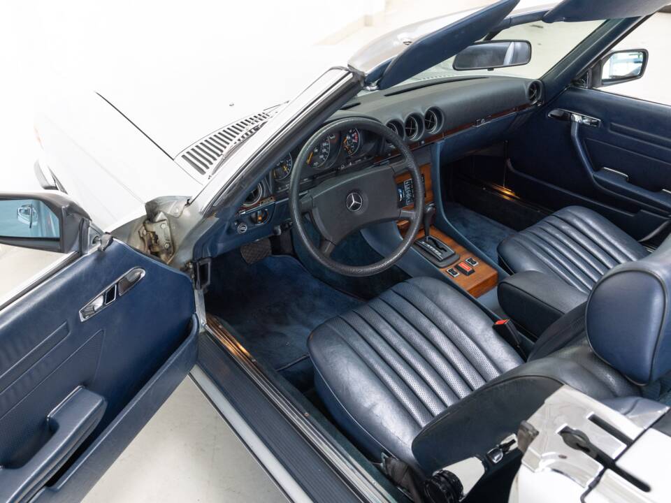 Bild 8/31 von Mercedes-Benz 450 SL (1980)