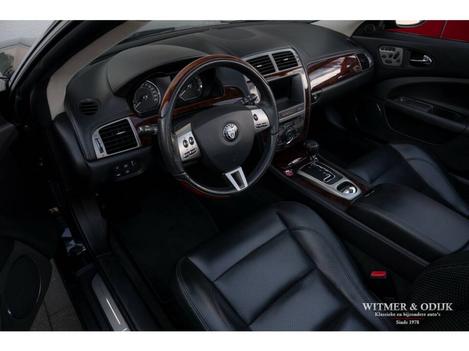 Immagine 10/34 di Jaguar XK 4.2 (2006)