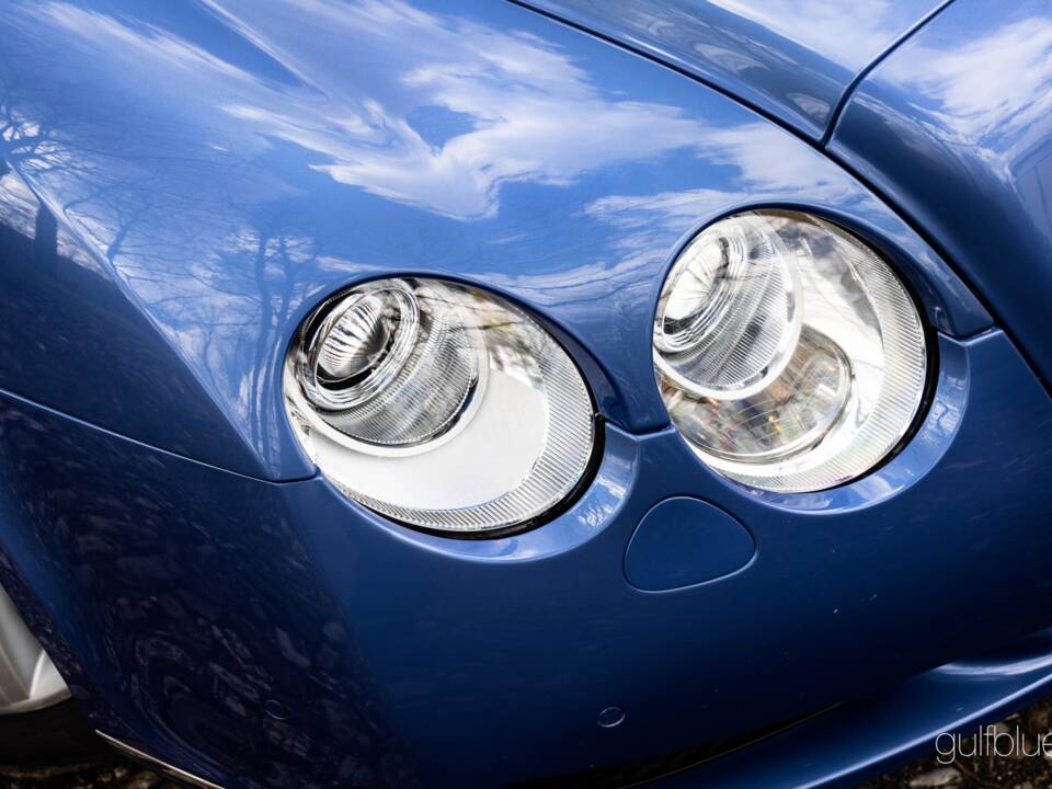 Image 64/75 of Bentley Continental GT (2004)